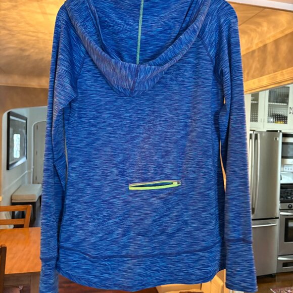 Used-in great condition Tangerine Multi-Colored Zip Up Jacket. Size M - Picture 9 of 10